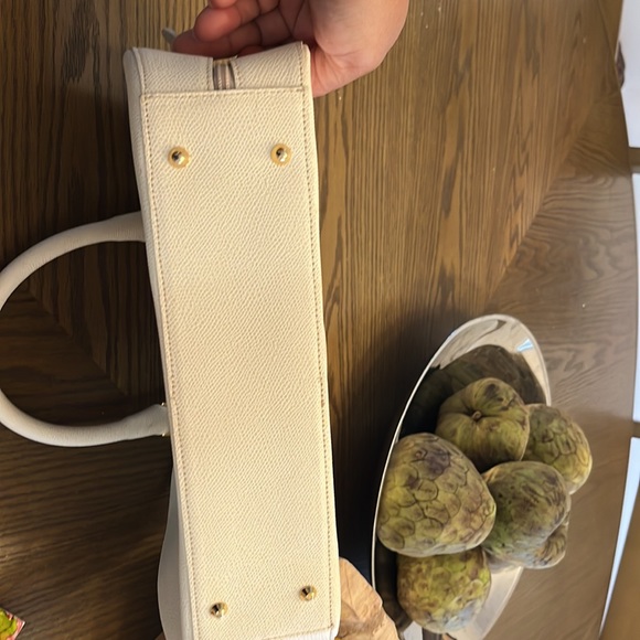 Maraolo Beige tote Amazing condition - Picture 4 of 4